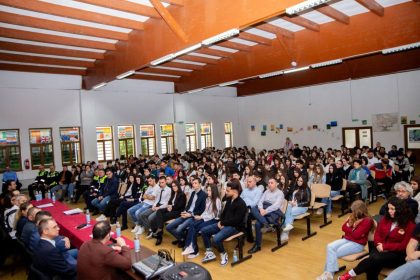 Laurentiu Costache primarul din Titu Drogurile aduc dependenta pierderea controlului probleme de sanatate si destine distruse
