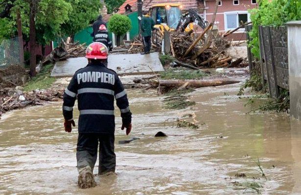 cod galben de inundatii pentru rauuri in 16 judece printre care si dambovita