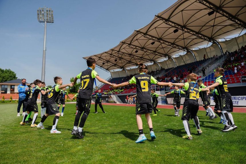 AJF Dambovita organizeaza si in acest an Ziua Campionilor Cu ocazia Zilei Copilului peste 1500 de tineri fotbalisti vor avea parte de o experienta memorabila