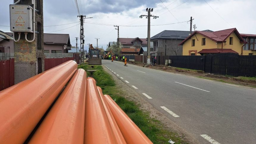 Au demarat lucrarile pe strada Nucetului din Gura Sutii Modernizare totala pe tronsonul dintre primarie si iesirea catre Nucet