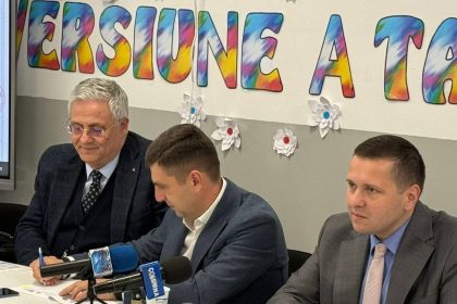 Contract semnat prin ADR Sud Muntenia in Corbii Mari pentru modernizarea dispensarului din Petresti