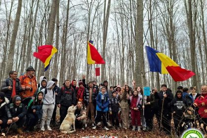 Elevii din Ulmi amintiri de nestersi pe poteci montane in Saptamana Verde