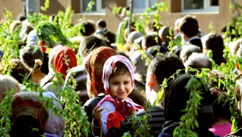 Floriile Sarbatorea care aduce primavara in suflete prin credinta ramuri de salcie si traditii vii