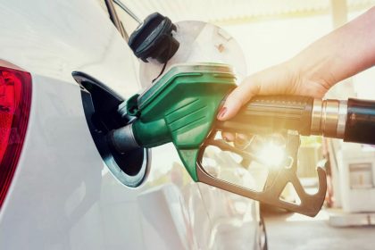 Guvernul reduce acciza la motorina cu 30 de bani pe litru