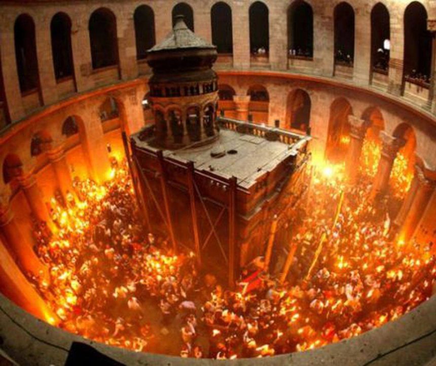 Lumina sfanta de la Ierusalim soseste si in acest an in Romania