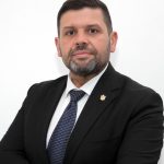 Prefectul judeului Dambovita Marrian Tanase si a dat demisia din functie