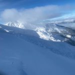 Risc ridicat de avalanse in muntii Bucegi pana vineri seara Avertisment ANM pentru turisti