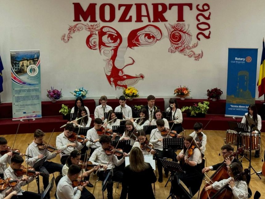 Scena Liceului Balasa Doamna sub semnul lui Mozart A inceput cea de a XXIX a editie a concursului national