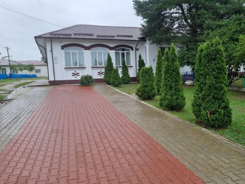 Scoala din Darmanesti va fi complet reabilitata