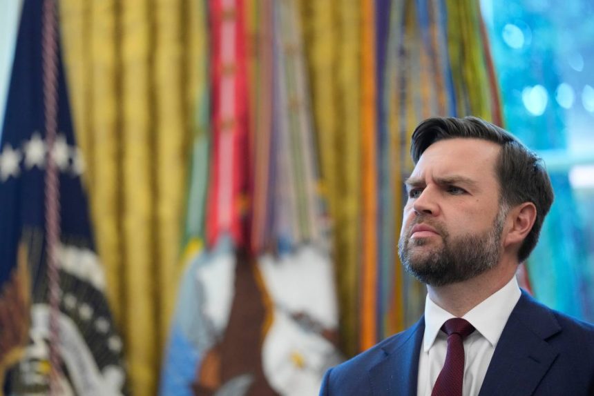 Vicepresedintele american Vance va efectua o vizita in Ungaria cu cateva zile inainte de alegeri