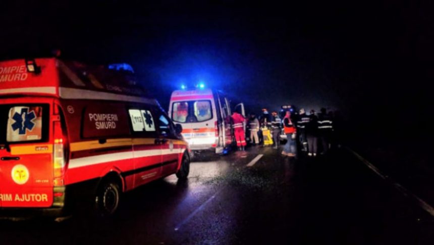 accident de circulatie pe dj 701 a in localitatea ciocanari doi tineri au fost raniti