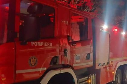 incendiu de amploare pe strada laminorului din targoviste pompierii au intervenit