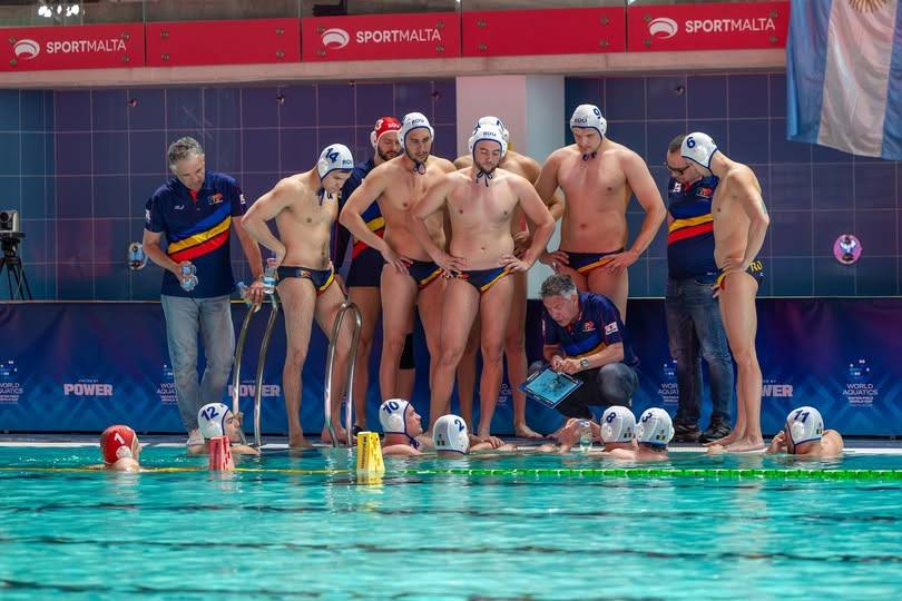 invincibilitatea poloistilor romani la turneul preliminar al cupei mondiale divizia 2 s a incheiat 8 14 cu muntenegru in sferturi