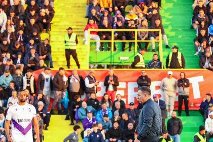 lovitura de start a meciului fc arges dinamo bucuresti a fost data de cristian balasa fost capitan al echipei din pitesti originar din dambovita