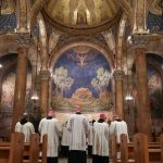 slujbele catolice de paste de la biserica sfantului mormant se vor desfasura cu usile inchise