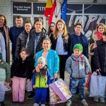 sprijin pentru copiii din titu in saptamana patimilor actiune organizata de ofsd impreuna cu primarul laurentiu costache