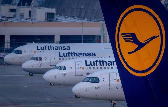 sute de zboruri din germania anulate din cauza grevei stewartilor de la lufthansa
