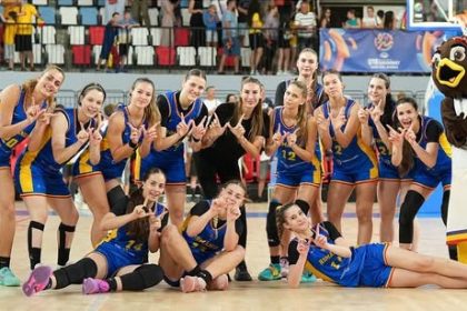 4 din 4 Romania a terminat Grupa A pe primul loc si incepe cu incredere duelul cu Bulgaria in sferturile de finala ale FIBA U18 Womens EuroBasket 2026 Divizia B