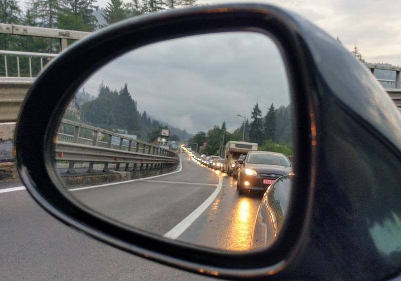 Atentie soferi Accident grav pe DN 6 si lucrari pe mai multe drumuri din tara Politia recomanda precautie