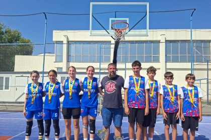 CSS Targoviste weekend de succes Campioane nationale la baschet 3x3 si medalie de bronze pentru baeti