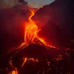 Cenusa vulcanului Etna a provocat inchiderea prelungita a aeroportului din Catania Sicilia