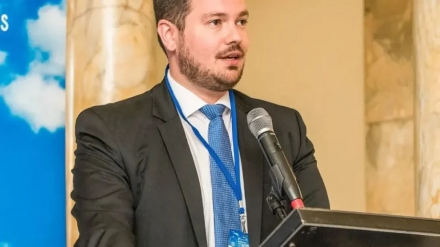 Directorul Nuclearelectrica Cosmin Ghita si a dat demisia