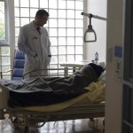 Franta a adoptat legea care ofera adultilor bolnavi incurabili dreptul la moarte asistata