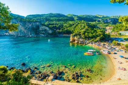 Grecia in septembrie vacanta continua dupa disparitia aglomeratiei de vara