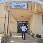 Investitiile continua la Petresti canalizare alimentare cu gaze si pregatiri pentru noul an scolar