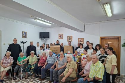 Marturie de iubire crestina fata de varstnici in perioada Postului Adormirii Maicii Domnului
