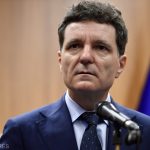 Nicuser Dan Toti suntem exasperati de dezbaterile politice lipsite de substanta pe care le observam zilnic