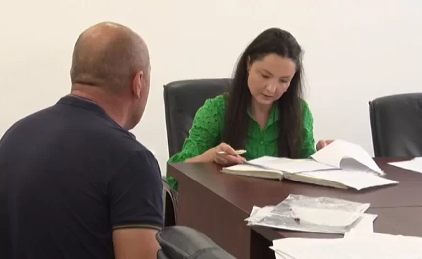 Reprezentantul institutiei Avocatul Poporului va fi prezent maine la Targoviste Cetatenii pot depune petitii si solicita audiente