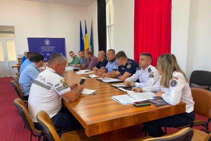 Siguranta in scolii subiect de discutie intre autoritatiile din Dambovita Agresiunile impotriva profesorilor pe lista temelor abordate