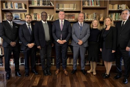 universitatea valahia din targoviste participand la celebrarea a 36 de ani de la infiintarea universitatii bernardo ohiggins din santiago de chile