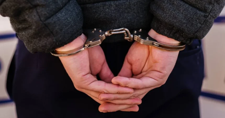 Bărbat din Tărtășești, reținut pentru lovire sau alte violențe