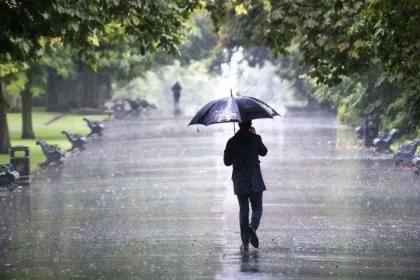 Cod galben de ploi torențiale și vijelii în mai multe județe
