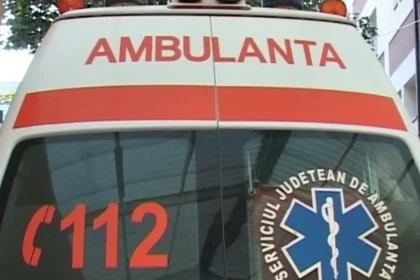 Doi șoferi răniți într-un accident rutier în comuna Lungulețu