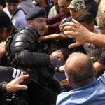 Fermierii se delimitează de orice provocare sau violență la protest