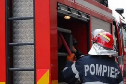 Incendiu în comuna Ludești, satul Scheiu de Jos. Pompierii au intervenit