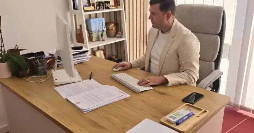 Panouri fotovoltaice de 850.000 lei pentru instituții publice din Gura Ocniței