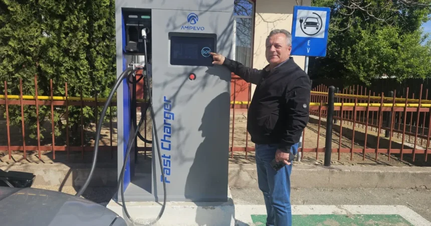 Patru puncte de încărcare pentru mașinile electrice, inaugurate la Dragomirești