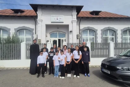 Sprijin filantropic pentru centrul de zi din Răzvad, prin programul Arhiepiscopiei
